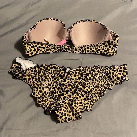 Victoria’s Secret leopard cheetah bikini. S, 34B - Picture 2 of 4